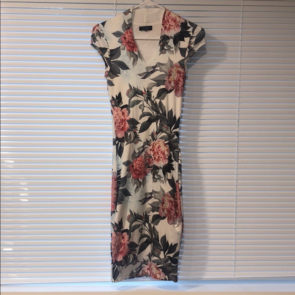 XS Joe&Elle flower dress